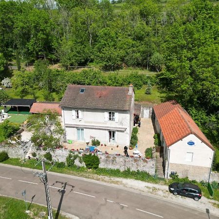 Saint-Sernin-du-Plain La Providence, Chambres D'Hotes المظهر الخارجي الصورة